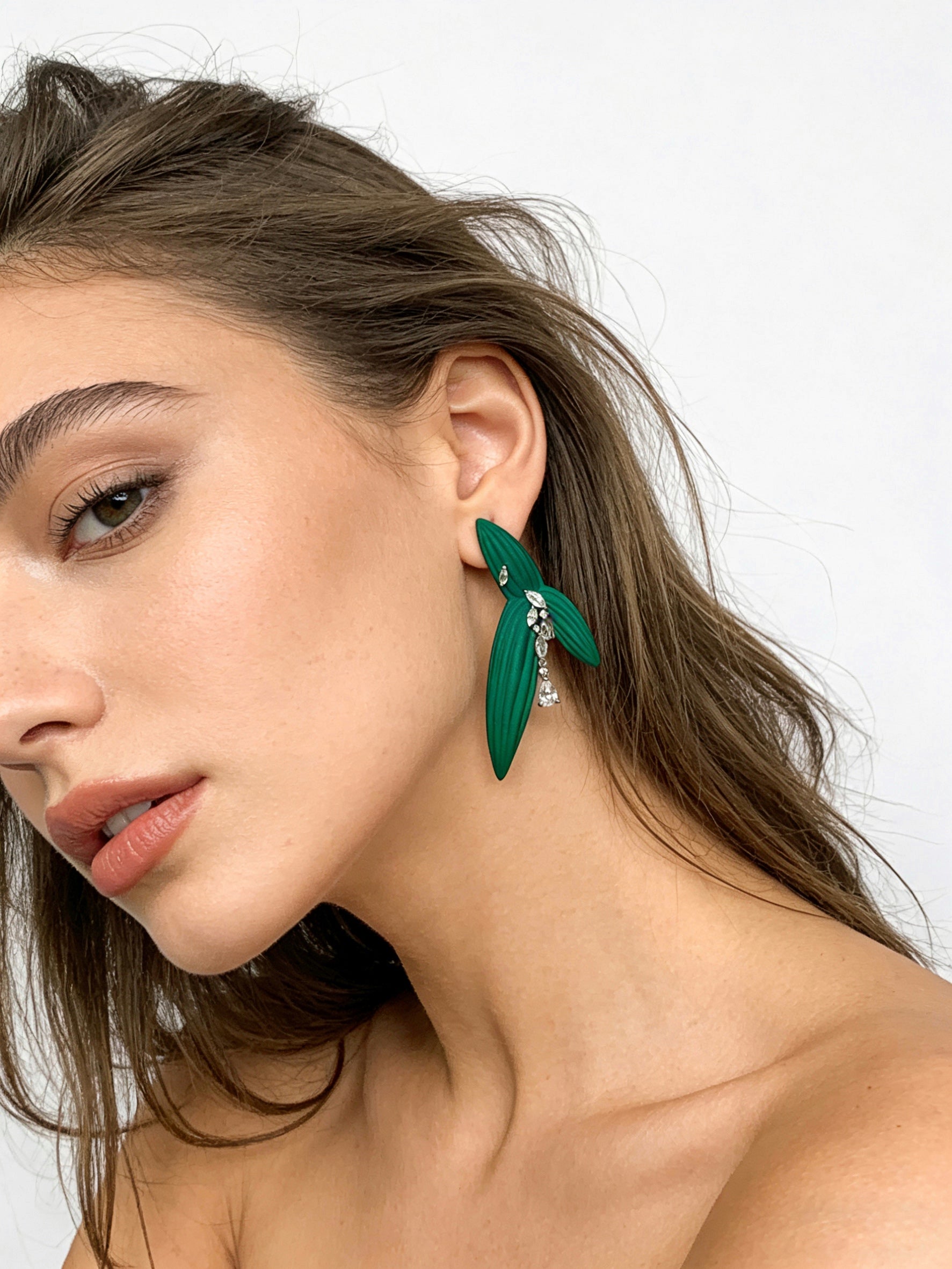 DeWDrop Gearing | Geometric Earrings Capturing Nature’s Fleeting Dewdrop Moment on Arrowhead Leaf