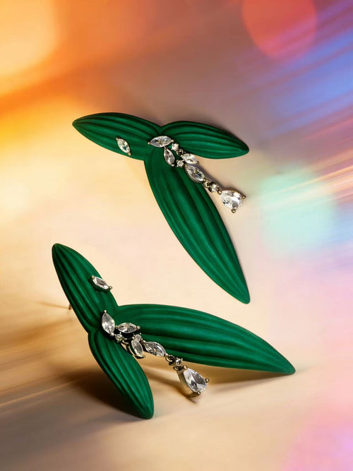 DeWDrop Gearing | Geometric Earrings Capturing Nature’s Fleeting Dewdrop Moment on Arrowhead Leaf
