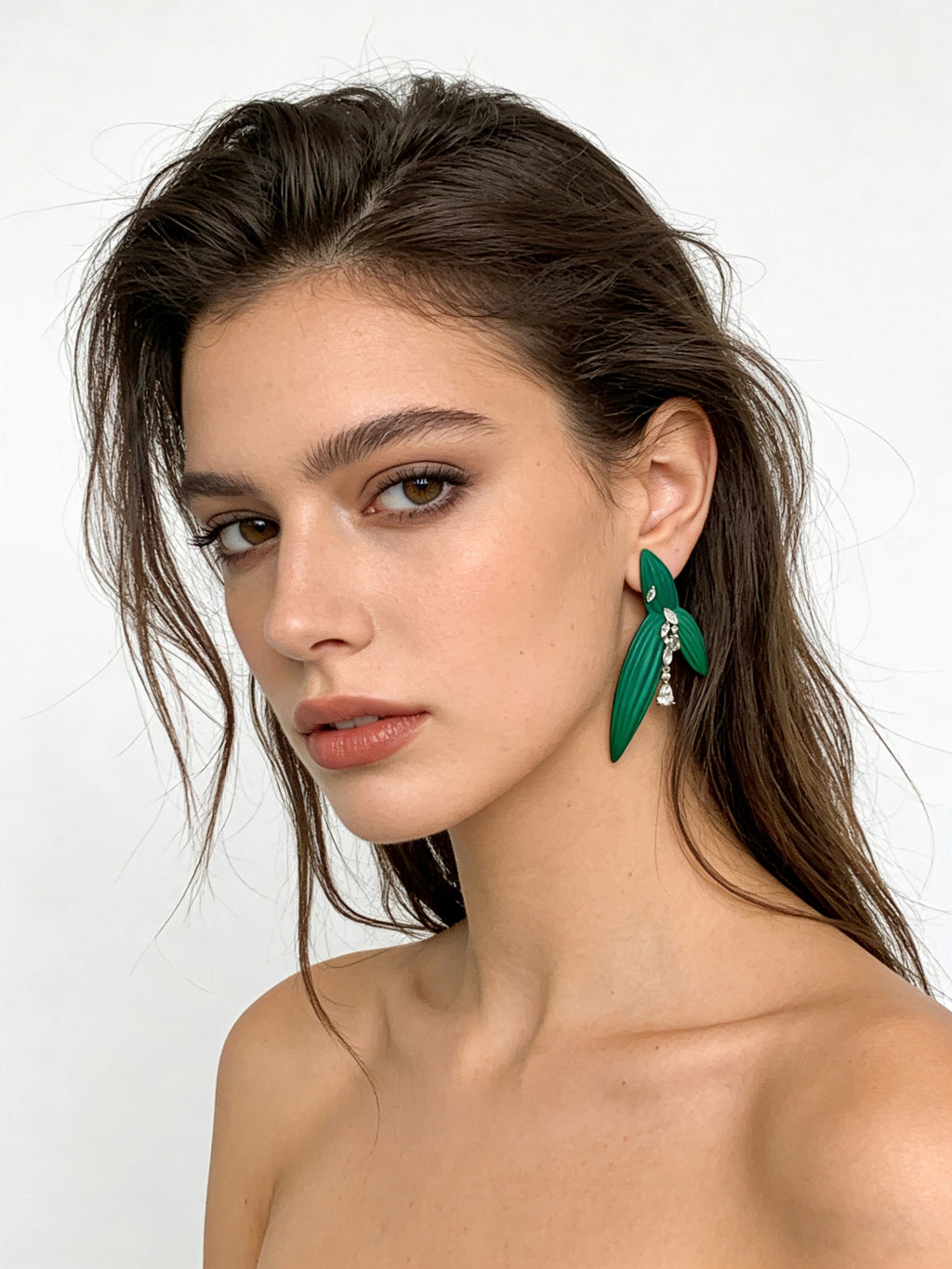 DeWDrop Gearing | Geometric Earrings Capturing Nature’s Fleeting Dewdrop Moment on Arrowhead Leaf