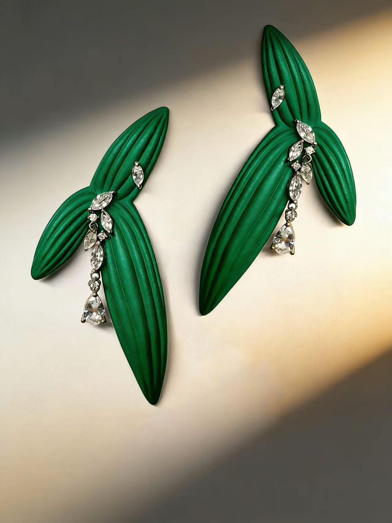 DeWDrop Gearing | Geometric Earrings Capturing Nature’s Fleeting Dewdrop Moment on Arrowhead Leaf